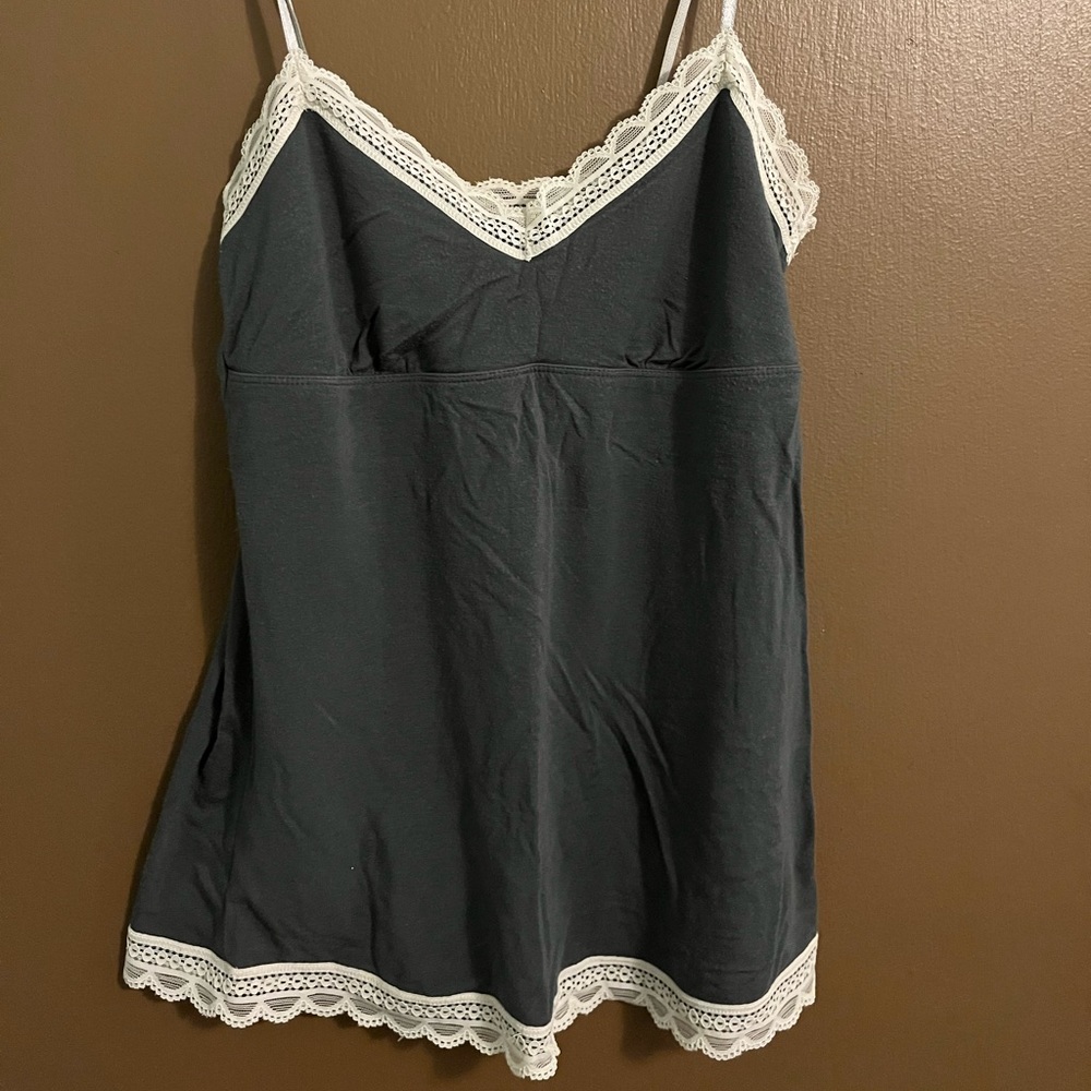 Gap Body, gray lace trimmed cami, XS